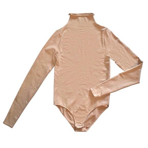 SKIMS Essential Mock Neck Long Sleeve Bodysuit Sienna Tan - Picture 3 of 11